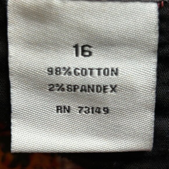 One 5 One Size 16 Shorts - Picture 10 of 10